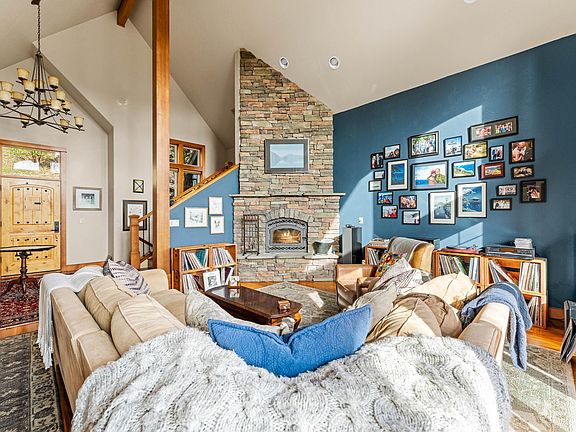 5th image of 252 Frontier Ln