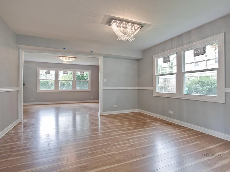 8 Bernard Ct — Photo 3