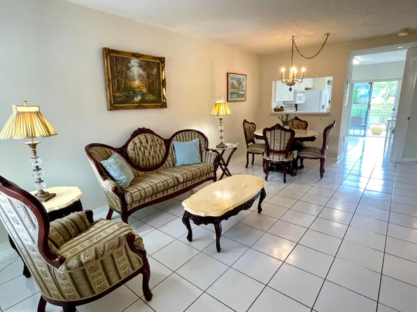 6725 SW 130th Place #105-1, Miami, FL 33183