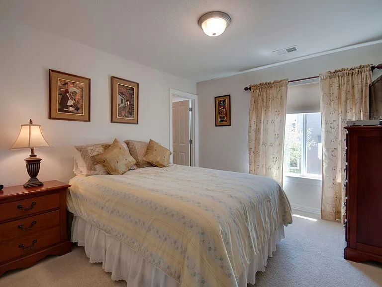 2809 Eagle Dr — Photo 20