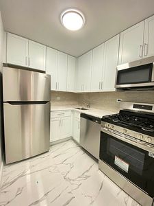 6311 Queens Blvd APT D5, Woodside, NY, 11377