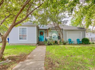 832 Lilac Dr, Garland, TX 75040
