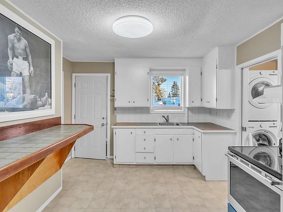 4th image of 5309 51st Ave