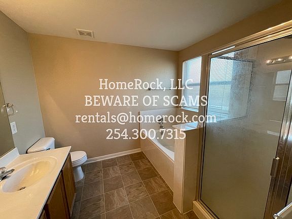 5th image of 2406 Napier Dr