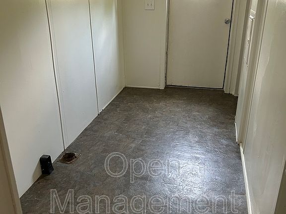 2nd image of 301 Mantle Ave #20E