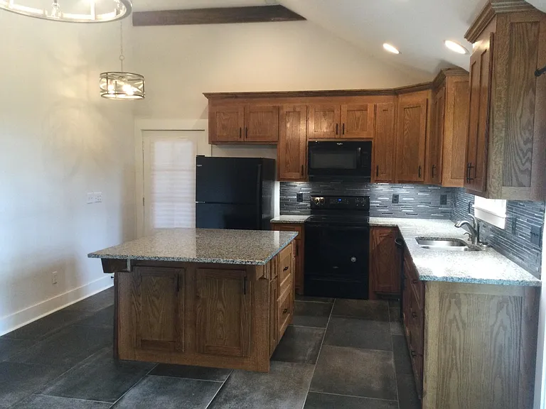 132 Retreat Ln — Photo 5