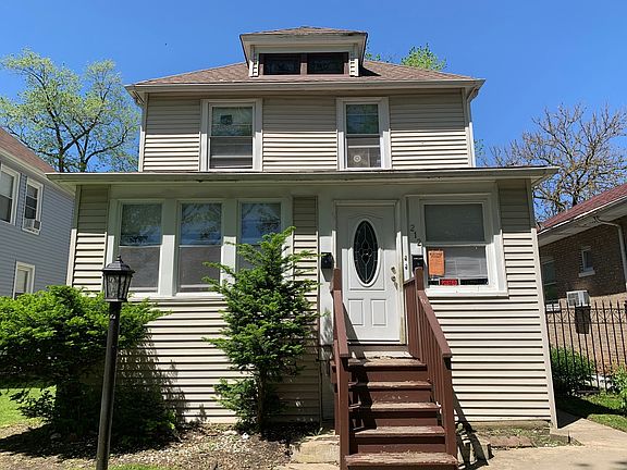 2nd image of 212 S 8th Ave