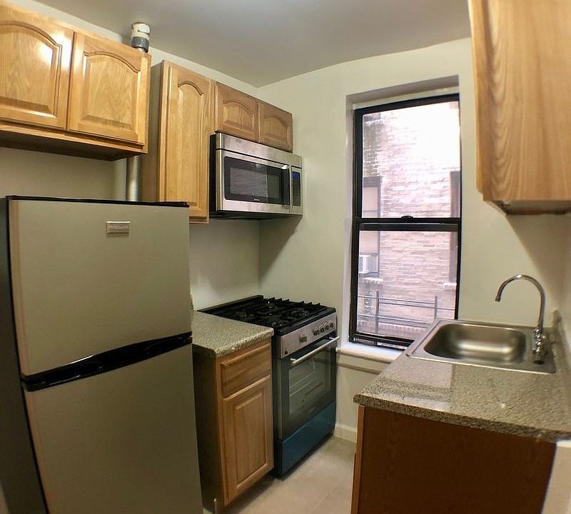 2nd image of 61 Post Ave #24