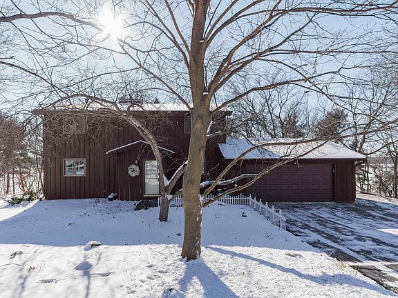 2nd image of 4500 E Hillcrest Dr