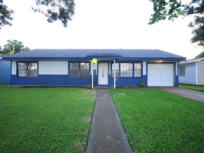 1717 5th Ave N, Texas City, TX, 77590