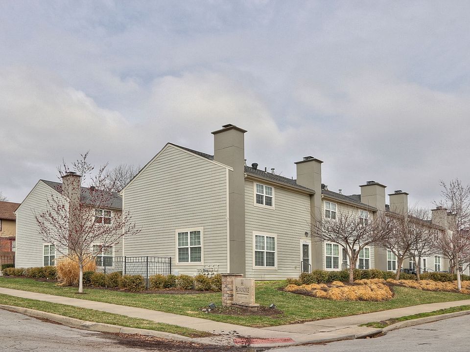 1st image of 907 W 41st Pl #907