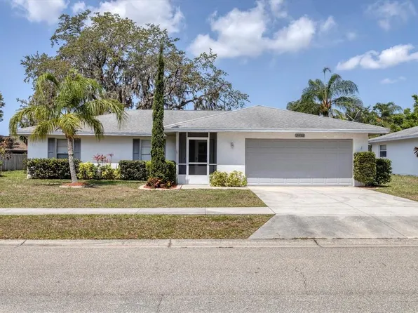 2458 E Burr Oak Ct, Sarasota, FL 34232