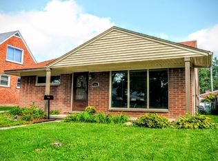 744 Phillips Ave, Clawson, MI 48017