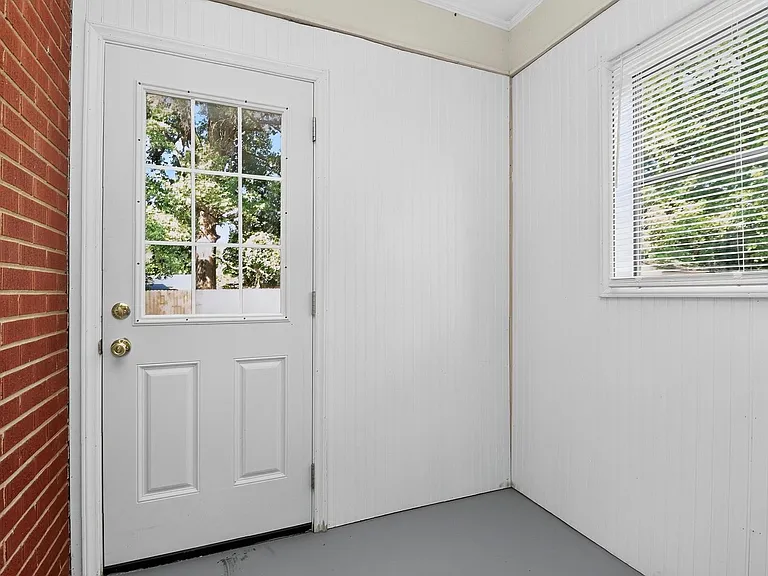 4820 Charleston Dr — Photo 14