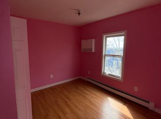 745 E Main St APT 4, Bridgeport, CT 06608