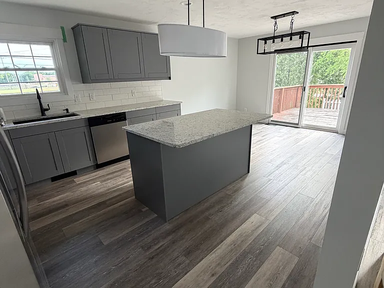 1724 Fox Point Dr — Photo 5