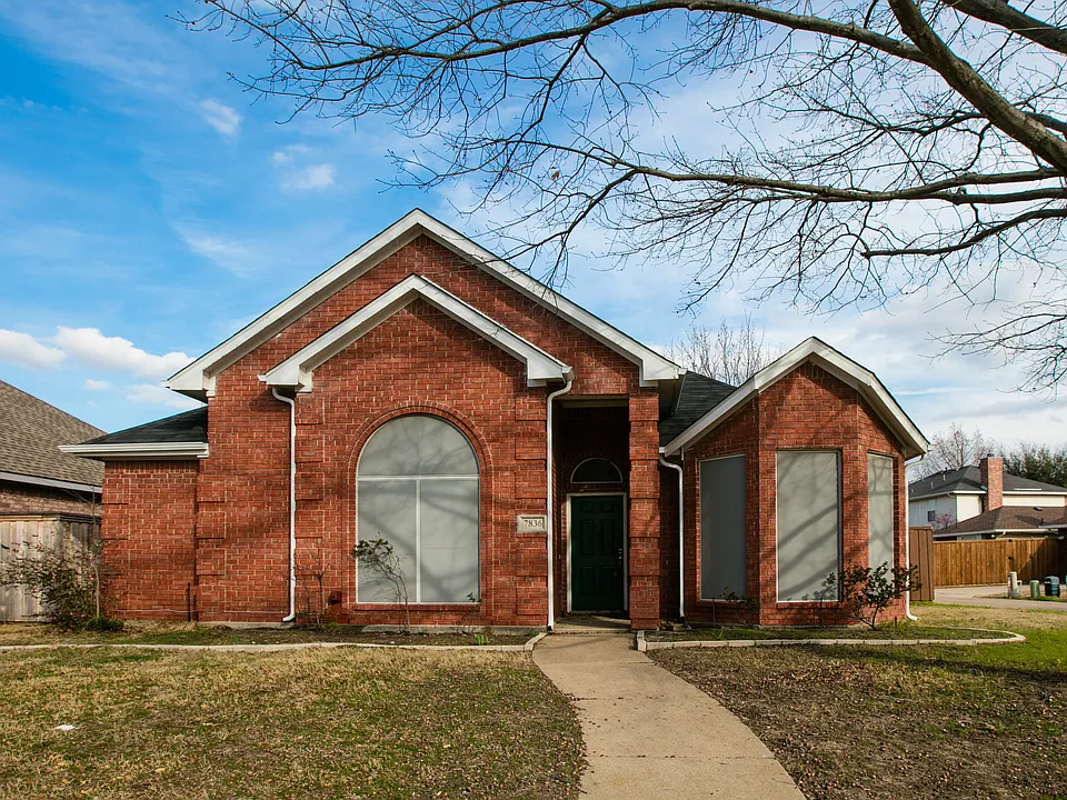 7836 Armor Ln