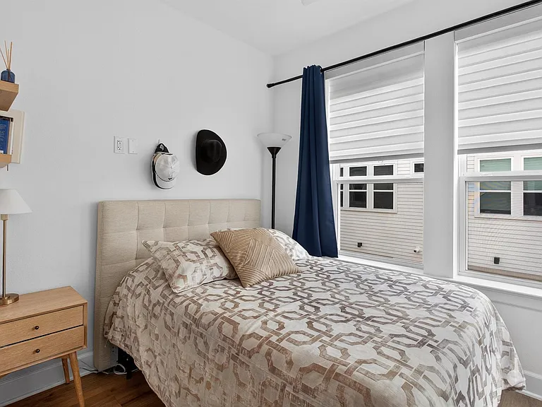 4206 Margarita St — Photo 16