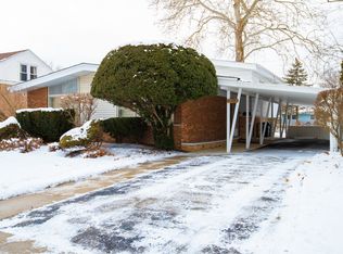 8916 Menard Ave, Morton Grove, IL 60053