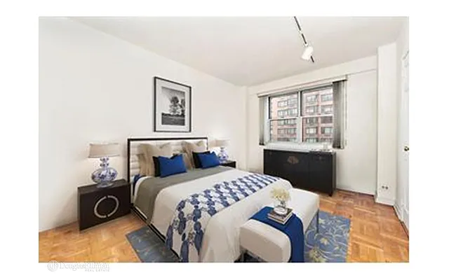 Sold by Douglas Elliman | media 25