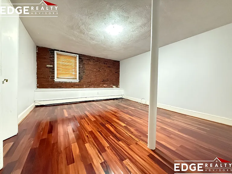 39 South St #B — Photo 6