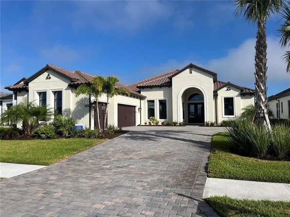 10612 Nicklaus Ct, Englewood, FL 34223