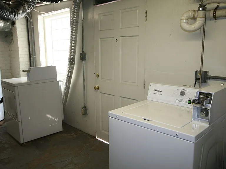 906 W Trinity Ave #7 — Photo 11