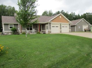 863 Eagle Ridge Cir, Medford, WI 54451