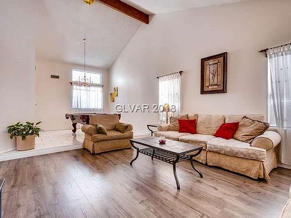 4th image of 3046 Paintedhills Ave