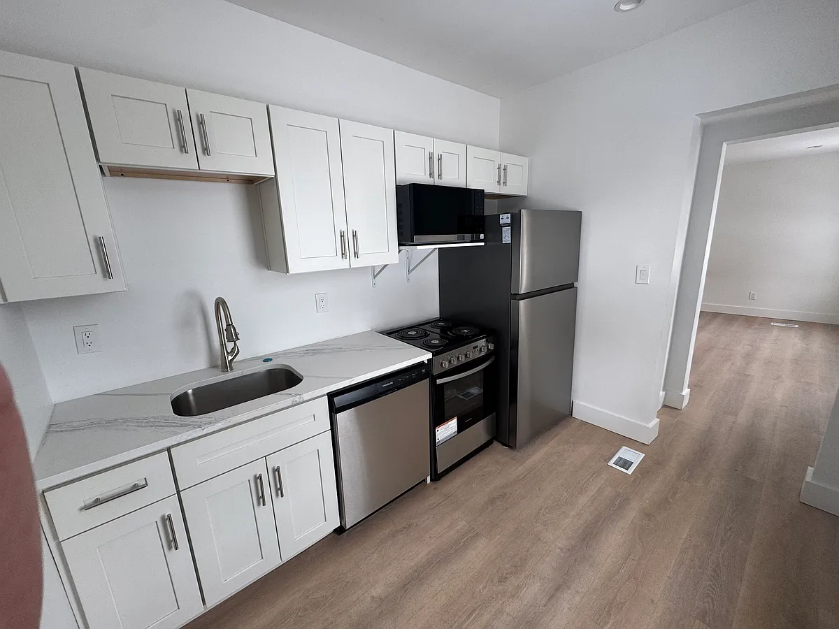 Building Photo - 630 N Euclid Ave #1