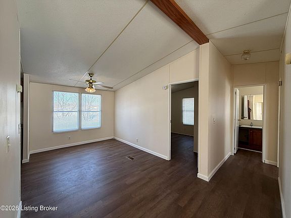 5th image of 325 Bewley Rd