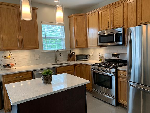 Gourmet kitchen