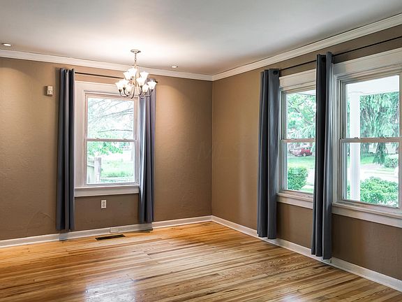 5th image of 3189 McGuffey Rd
