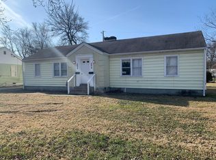 206 Steedly Dr, Louisville, KY 40214