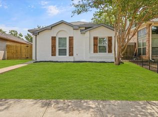 10752 Water Oaks Dr, Dallas, TX 75227