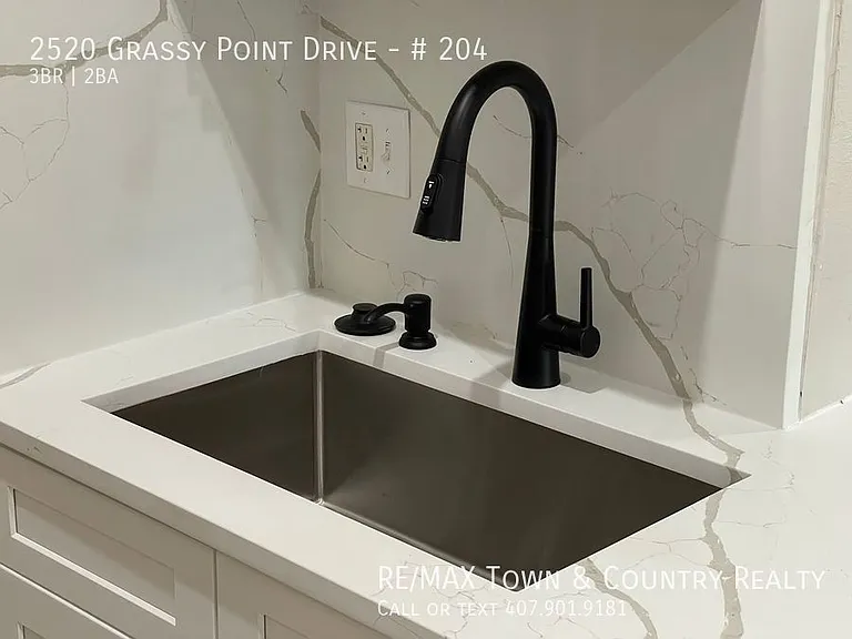 2520 Grassy Point Dr #204 — Photo 7