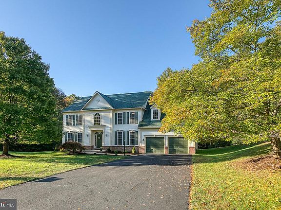 4th image of 53 Brooke Crest Ln