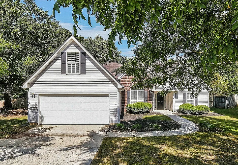 465 Aristocrat Dr