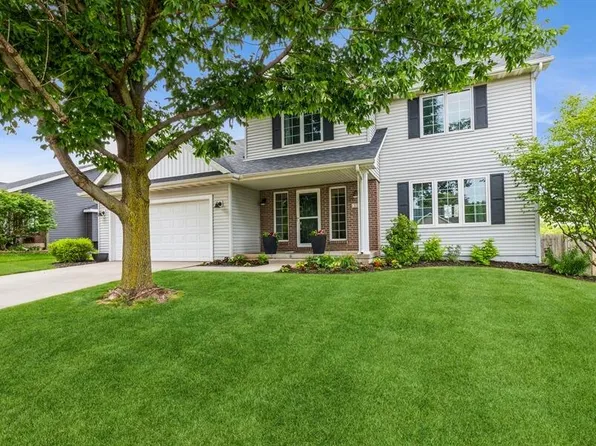 5309 Thackeray Dr, Ames, IA 50014