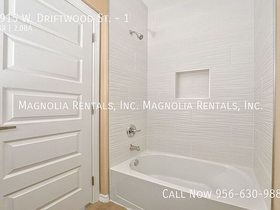 5th image of 2915 W Driftwood Dr APT 1