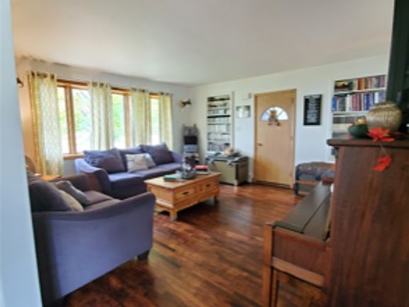 5th image of 509 County Road X