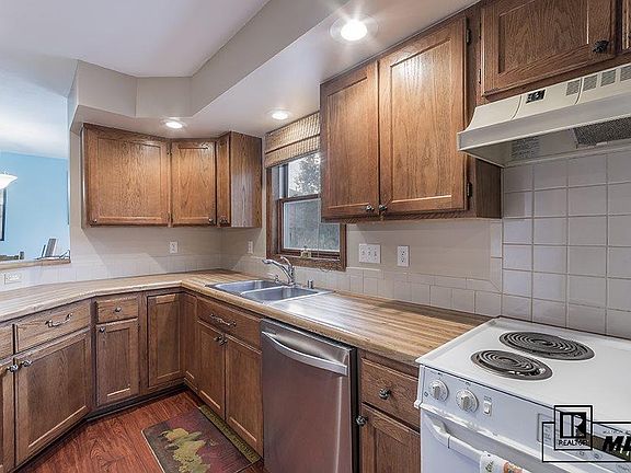 5th image of 3428 Flagstone Ct