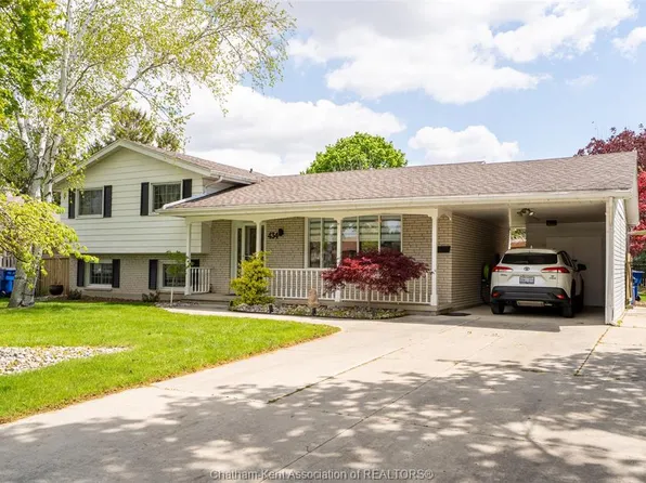 434 Dora Dr, Chatham Kent, ON N8A 2K3