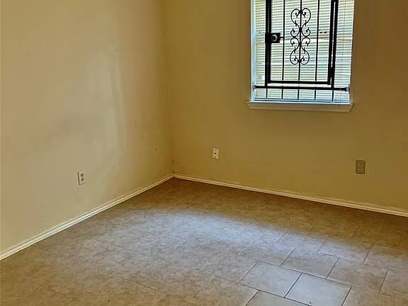 5th image of 11627 Cliveden Dr