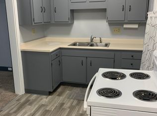 402 Jackson Ave, Vandergrift, PA 15690
