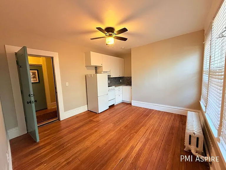 1331 Columbine St #2C — Photo 4