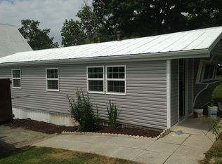 358 Green Springs Rd, Hanover, PA 17331