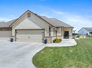 818 N McCloud Cir UNIT 110, Andover, KS 67002