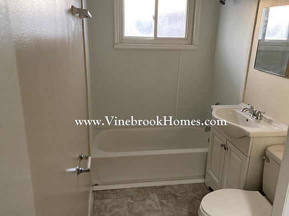 2nd image of 3530 N Wellington Ave