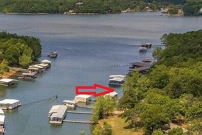 1st image of 297 Mooring Rd